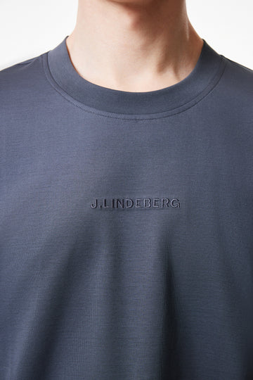 刺繡LOGO短袖上衣